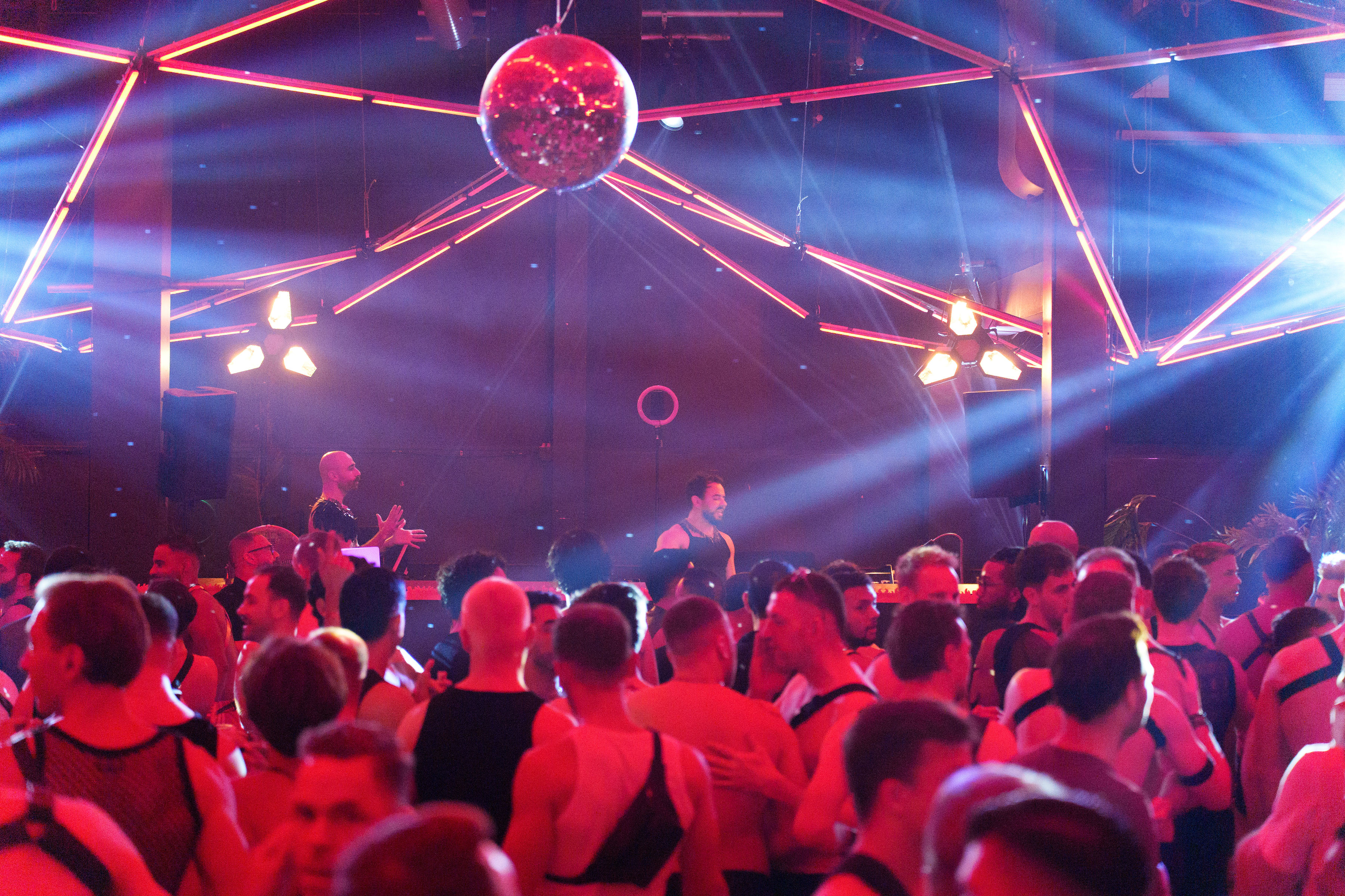 HEAT Party photo 3